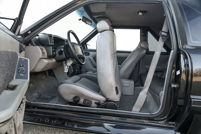 1990 Ford Mustang GT Dual Exhaust System Macpherson Struts 1990 Ford Mustang GT Dual Exhaust System Macpherson Struts