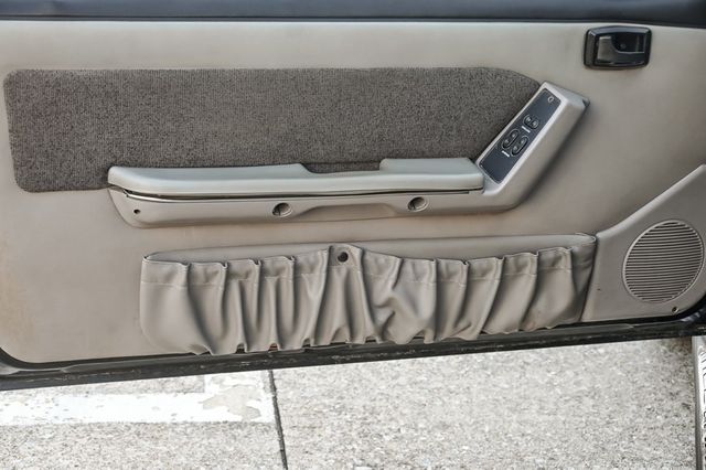 1990 Ford Mustang GT Dual Exhaust System Macpherson Struts 1990 Ford Mustang GT Dual Exhaust System Macpherson Struts