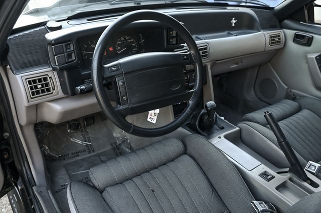 1990 Ford Mustang GT Dual Exhaust System Macpherson Struts 1990 Ford Mustang GT Dual Exhaust System Macpherson Struts