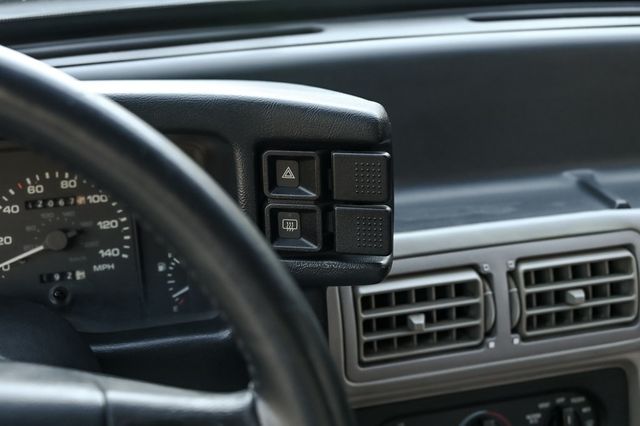 1990 Ford Mustang GT Dual Exhaust System Macpherson Struts 1990 Ford Mustang GT Dual Exhaust System Macpherson Struts