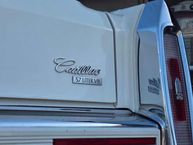 1991 Cadillac Brougham Base