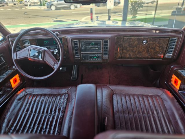 1991 Cadillac Brougham Base 1991 Cadillac Brougham Base