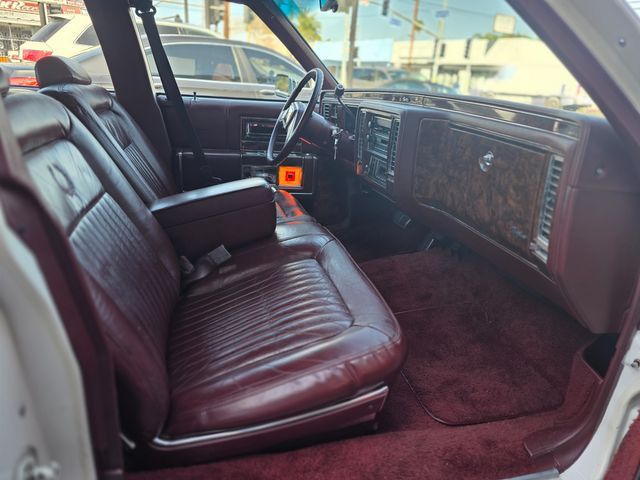 1991 Cadillac Brougham Base 1991 Cadillac Brougham Base