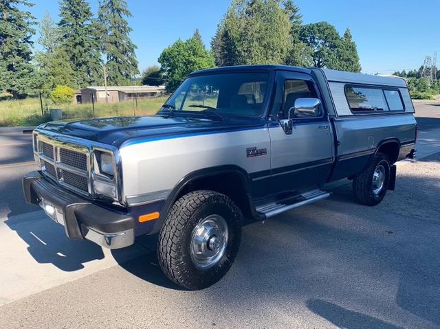 1st Gen Cummins Dually 4x4