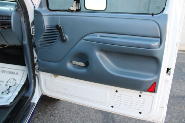 1992 Ford Bronco Custom | West Haven, CT | PSv5 DEMO - DNU Stalls 1992 Ford Bronco Custom | West Haven, CT | PSv5 DEMO - DNU Stalls