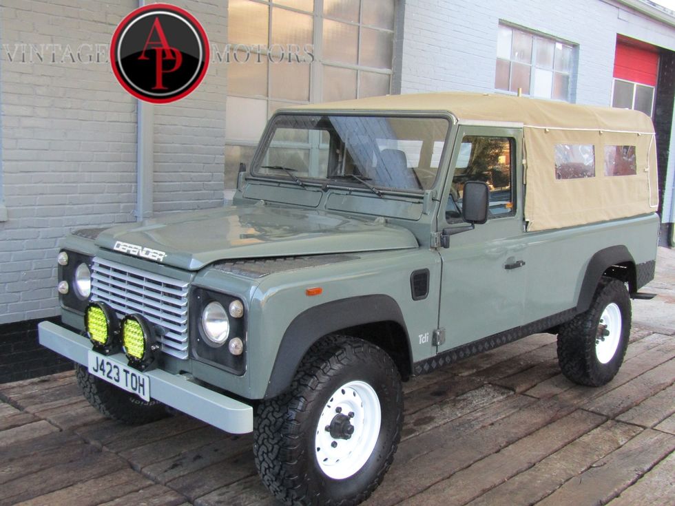 1992 Land Rover DEFENDER 110 SPEED 200 TDI - Main Image