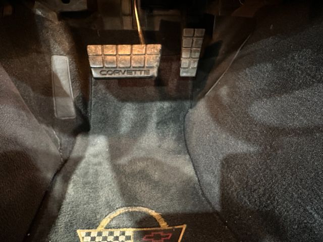 1993 Chevrolet Corvette Convertible FX3, Bose, Collector Chromes, Only 49k | Dallas, Texas | Corvette Warehouse 1993 Chevrolet Corvette Convertible FX3, Bose, Collector Chromes, Only 49k | Dallas, Texas | Corvette Warehouse