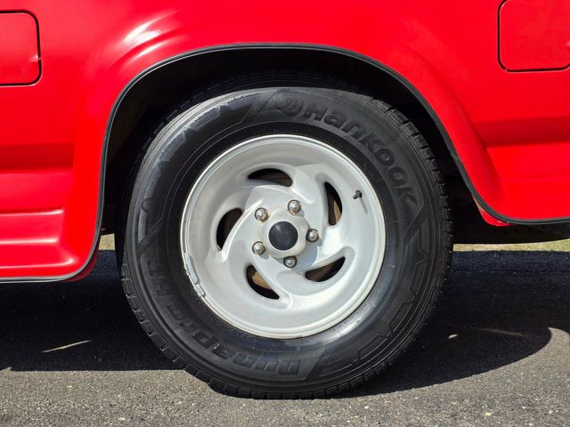 1993 Ford F-150 SVT Lightning 1993 Ford F-150 SVT Lightning