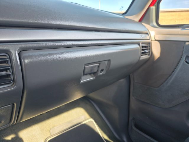 1993 Ford F-150 SVT Lightning 1993 Ford F-150 SVT Lightning