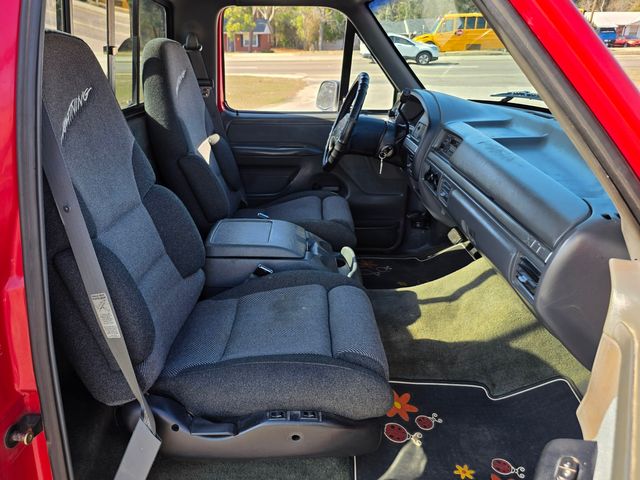 1993 Ford F-150 SVT Lightning 1993 Ford F-150 SVT Lightning