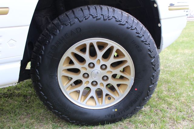 1993 Jeep Grand Cherokee Limited | Roscoe, IL | Autoland Outlets 1993 Jeep Grand Cherokee Limited | Roscoe, IL | Autoland Outlets