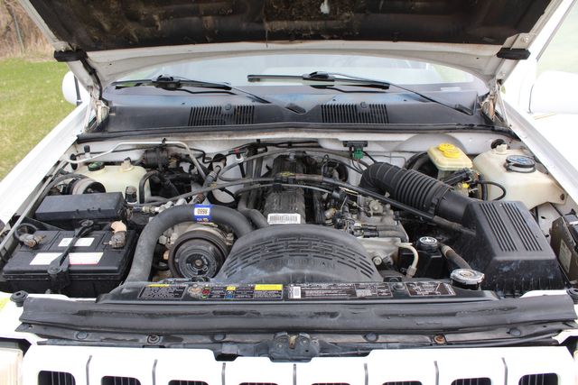 1993 Jeep Grand Cherokee Limited | Roscoe, IL | Autoland Outlets 1993 Jeep Grand Cherokee Limited | Roscoe, IL | Autoland Outlets