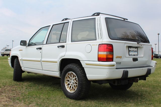 1993 Jeep Grand Cherokee Limited | Roscoe, IL | Autoland Outlets 1993 Jeep Grand Cherokee Limited | Roscoe, IL | Autoland Outlets