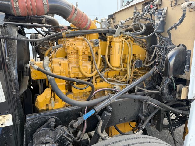 1993 Peterbilt 379 Day Cab 