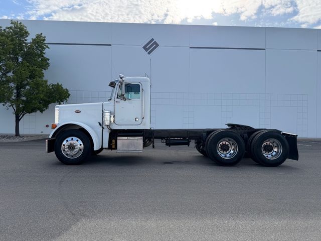 1993 Peterbilt 379 Day Cab 