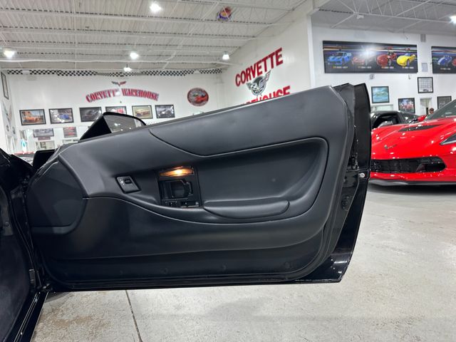 1994 Chevrolet Corvette Coupe Bose CD, Dual-Pwr, Auto, Alloys, Only 31k | Dallas, Texas | Corvette Warehouse 