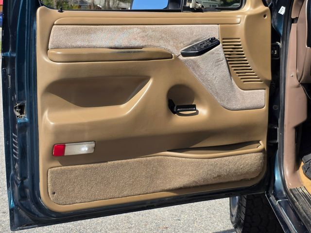 1994 Ford Bronco XLT 1994 Ford Bronco XLT