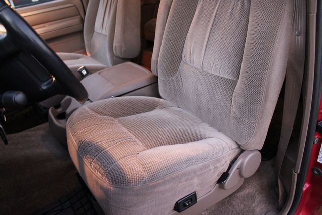 1994 Ford Bronco Eddie Bauer | Phoenix, AZ | Arizona Classic Car Sales 1994 Ford Bronco Eddie Bauer | Phoenix, AZ | Arizona Classic Car Sales