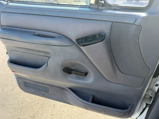 1994 Ford F-150 XL | Nashville, TN | Auto Mart Used Cars Inc.