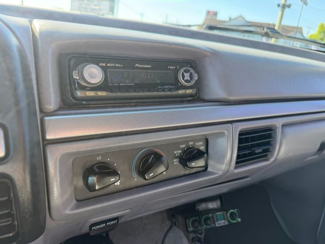 1994 Ford F-150 XL | Nashville, TN | Auto Mart Used Cars Inc.