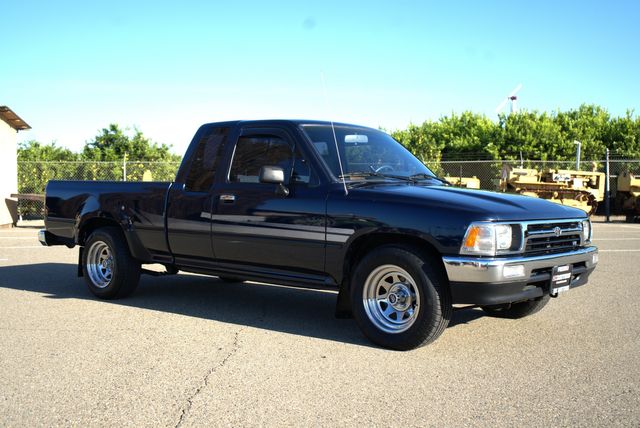 1994 Toyota Pickup Xtracab DX | Fresno, CA | 2K MOTORS 1994 Toyota Pickup Xtracab DX | Fresno, CA | 2K MOTORS