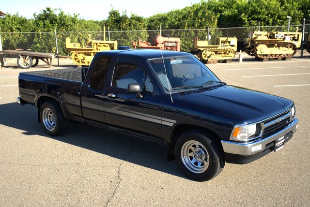 1994 Toyota Pickup Xtracab DX | Fresno, CA | 2K MOTORS 1994 Toyota Pickup Xtracab DX | Fresno, CA | 2K MOTORS