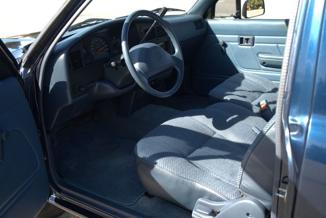 1994 Toyota Pickup DX | Fresno, CA | 2K MOTORS 1994 Toyota Pickup DX | Fresno, CA | 2K MOTORS