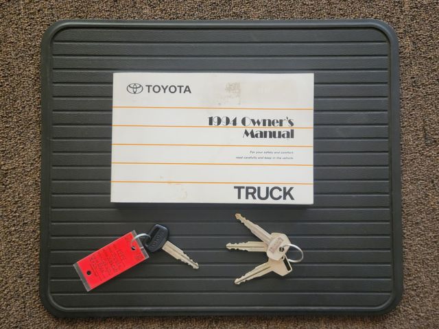 1994 Toyota Pickup DX | Fresno, CA | 2K MOTORS 1994 Toyota Pickup DX | Fresno, CA | 2K MOTORS