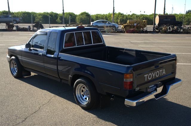 1994 Toyota Pickup Xtracab DX | Fresno, CA | 2K MOTORS 1994 Toyota Pickup Xtracab DX | Fresno, CA | 2K MOTORS