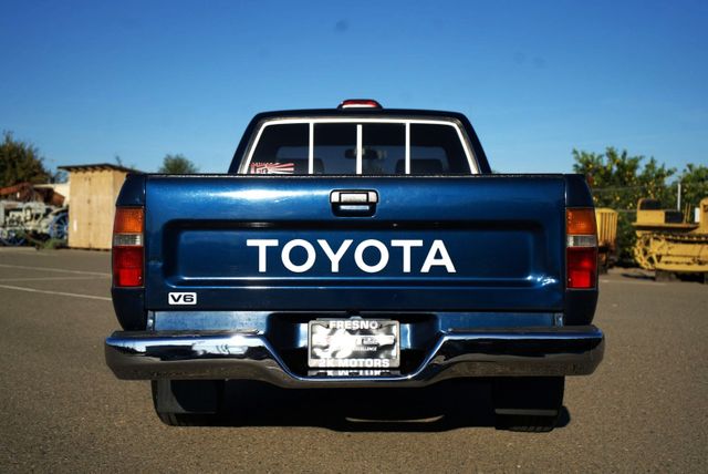 1994 Toyota Pickup DX | Fresno, CA | 2K MOTORS 1994 Toyota Pickup DX | Fresno, CA | 2K MOTORS