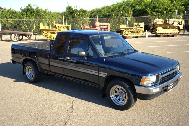 1994 Toyota Pickup DX | Fresno, CA | 2K MOTORS 1994 Toyota Pickup DX | Fresno, CA | 2K MOTORS