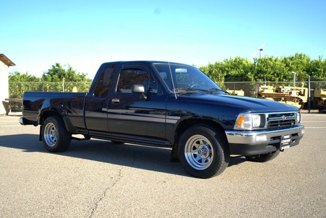 1994 Toyota Pickup DX | Fresno, CA | 2K MOTORS 1994 Toyota Pickup DX | Fresno, CA | 2K MOTORS