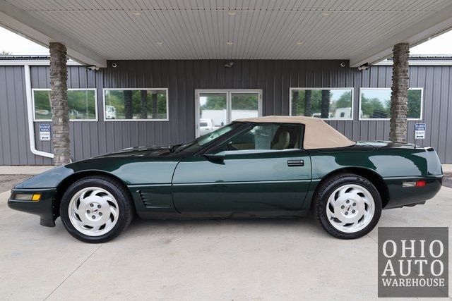 1995 Chevrolet CORVETTE Base Convertible V8 We Finance | Canton, Ohio | Ohio Auto Warehouse LLC 1995 Chevrolet CORVETTE Base Convertible V8 We Finance | Canton, Ohio | Ohio Auto Warehouse LLC