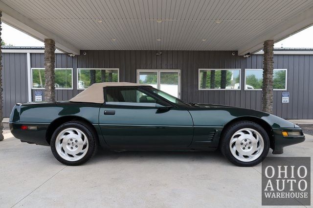 1995 Chevrolet CORVETTE Base Convertible V8 We Finance | Canton, Ohio | Ohio Auto Warehouse LLC 1995 Chevrolet CORVETTE Base Convertible V8 We Finance | Canton, Ohio | Ohio Auto Warehouse LLC