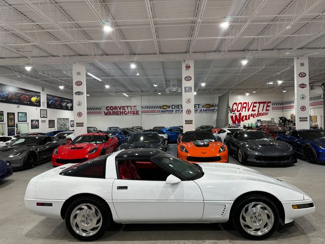 1995 Chevrolet Corvette Coupe Auto, Glass Top, Climate, Sills, Alloys, 33k | Dallas, Texas | Corvette Warehouse 1995 Chevrolet Corvette Coupe Auto, Glass Top, Climate, Sills, Alloys, 33k | Dallas, Texas | Corvette Warehouse