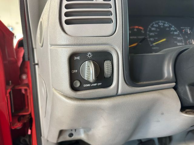 1995 Chevrolet K 3500 Cheyenne | Irving, Texas | Hopper Motorplex