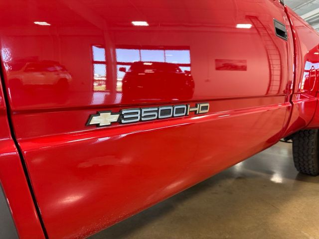 1995 Chevrolet K 3500 Cheyenne | Irving, Texas | Hopper Motorplex 1995 Chevrolet K 3500 Cheyenne | Irving, Texas | Hopper Motorplex