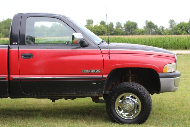 1995 Dodge Ram 2500 SLT Laramie 4WD | Roscoe, IL | Autoland Outlets 1995 Dodge Ram 2500 SLT Laramie 4WD | Roscoe, IL | Autoland Outlets