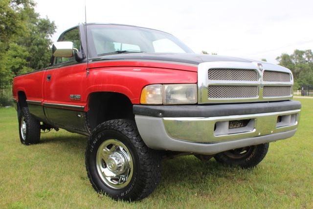 1995 Dodge Ram 2500 SLT Laramie 4WD 12 Valve | Roscoe, IL | Autoland Outlets 1995 Dodge Ram 2500 SLT Laramie 4WD 12 Valve | Roscoe, IL | Autoland Outlets
