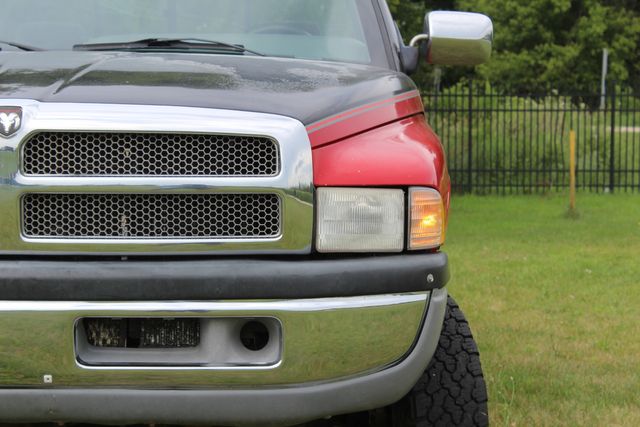 1995 Dodge Ram 2500 SLT Laramie 4WD 12 Valve | Roscoe, IL | Autoland Outlets 1995 Dodge Ram 2500 SLT Laramie 4WD 12 Valve | Roscoe, IL | Autoland Outlets