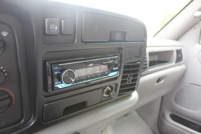 1995 Dodge Ram 2500 SLT Laramie 4WD | Roscoe, IL | Autoland Outlets 1995 Dodge Ram 2500 SLT Laramie 4WD | Roscoe, IL | Autoland Outlets