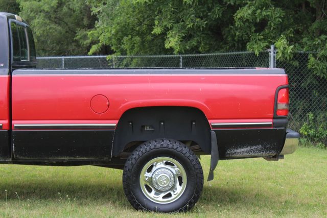1995 Dodge Ram 2500 SLT Laramie 4WD | Roscoe, IL | Autoland Outlets 1995 Dodge Ram 2500 SLT Laramie 4WD | Roscoe, IL | Autoland Outlets
