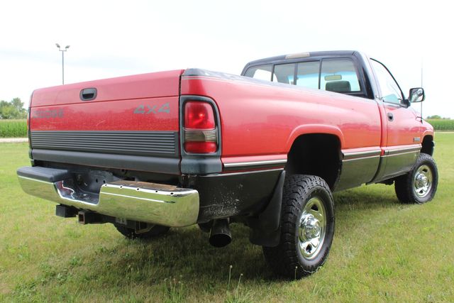 1995 Dodge Ram 2500 SLT Laramie 4WD 12 Valve | Roscoe, IL | Autoland Outlets 1995 Dodge Ram 2500 SLT Laramie 4WD 12 Valve | Roscoe, IL | Autoland Outlets