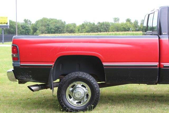 1995 Dodge Ram 2500 SLT Laramie 4WD 12 Valve | Roscoe, IL | Autoland Outlets 1995 Dodge Ram 2500 SLT Laramie 4WD 12 Valve | Roscoe, IL | Autoland Outlets