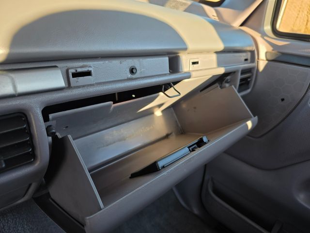 1995 Ford F-150 XLT SWB 1995 Ford F-150 XLT SWB