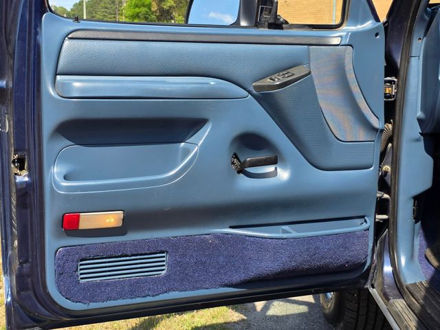 1995 Ford F-150 XLT SWB 1995 Ford F-150 XLT SWB