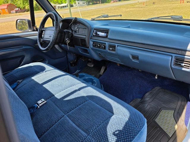 1995 Ford F-150 XLT SWB 1995 Ford F-150 XLT SWB