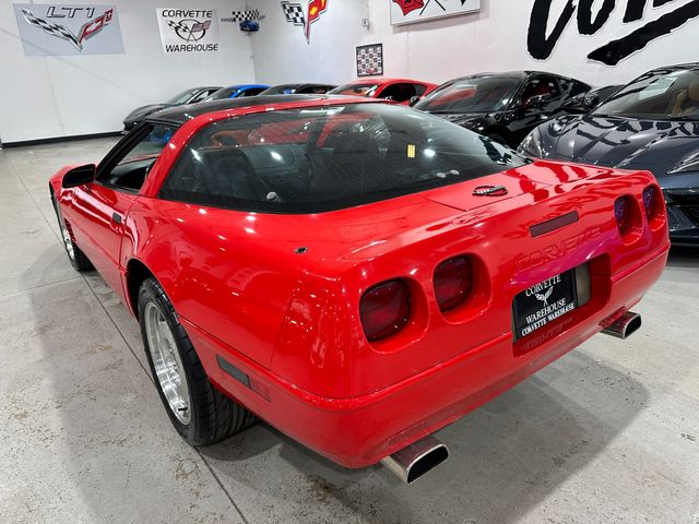 1996 Chevrolet Corvette Coupe Dual Pwr, Bose CD, Glass Top Auto Alloys 32k | Dallas, Texas | Corvette Warehouse 1996 Chevrolet Corvette Coupe Dual Pwr, Bose CD, Glass Top Auto Alloys 32k | Dallas, Texas | Corvette Warehouse
