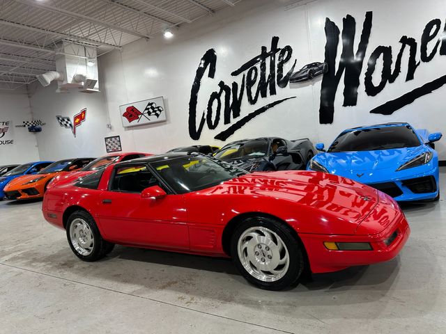 1996 Chevrolet Corvette Coupe Dual Pwr, Bose CD, Glass Top Auto Alloys 32k | Dallas, Texas | Corvette Warehouse 1996 Chevrolet Corvette Coupe Dual Pwr, Bose CD, Glass Top Auto Alloys 32k | Dallas, Texas | Corvette Warehouse