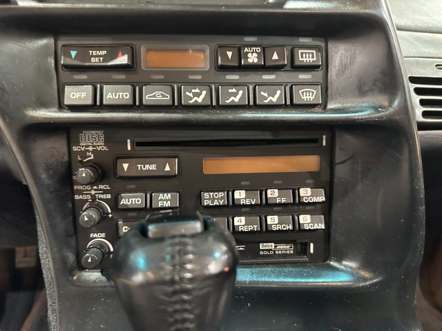 1996 Chevrolet Corvette Coupe Dual Pwr, Bose CD, Glass Top Auto Alloys 32k | Dallas, Texas | Corvette Warehouse 1996 Chevrolet Corvette Coupe Dual Pwr, Bose CD, Glass Top Auto Alloys 32k | Dallas, Texas | Corvette Warehouse